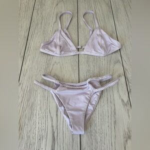 - Frankies Bikini 👙, bikini 2 piece set , size : (XS), color: violet